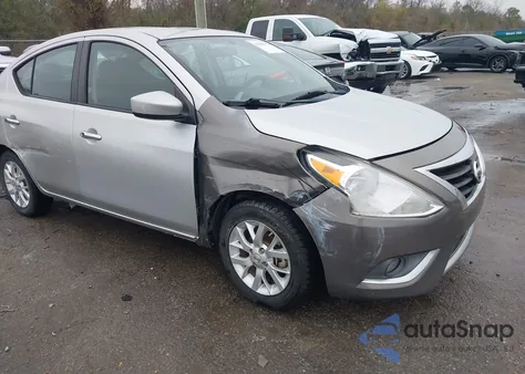 2016 Nissan Versa 1.6 Sv z USA, uszkodzony, nr VIN 3N1CN7AP8GL833029